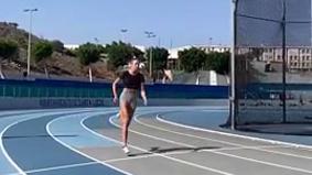 Самая сексуальная спортсменка мира показала видео пробежки в коротких шортах