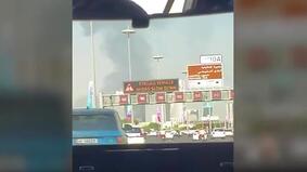 Сильный пожар вспыхнул в Катаре около деревни болельщиков