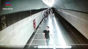 Bakı metrosunda oğlan başını qatar relsinin üstünə qoyub intihar etdi
