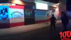 По посетителям бара на курорте в Мексике открыли огонь