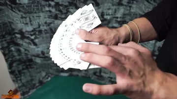 Карточный веер одной рукой - обучение