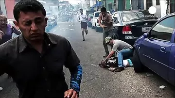 Venezuela'da 14 yaşında bir gösterici polis tarafından öldürüldü