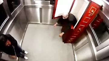 Розыгрыш с трупом в лифте довел до срыва