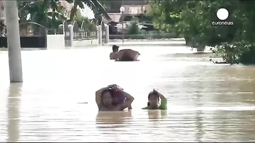 Филиппины: сотни тысяч человек не могут вернуться домой из-за наводнений