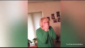 Реакция бабушки, которая впервые увидела свою внучку, стала хитом интернета
