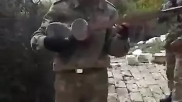 Азербайджанские солдаты на освобождённых территориях исполняют мугам (1)