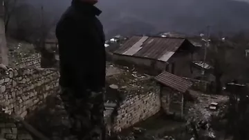 Азербайджанские солдаты на освобождённых территориях исполняют мугам (4)
