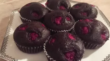 Kakaolu moruqlu keks