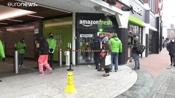Первый офлайн-магазин Amazon открылся в Лондоне