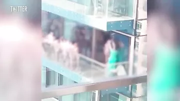 Çılpaq foto və videolarını yaydılar, həbs edildilər