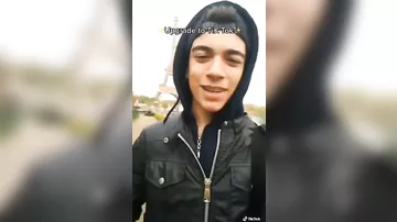Bu da Zeyn Malikin "əkizi" - Görənlər AYIRA BİLMİR