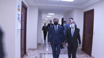 Глава МИД Азербайджана проводит встречу один на один со своим грузинским коллегой