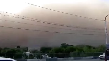 Пыльная буря накрыла Дагестан и Астрахань