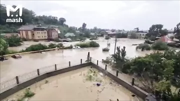 Rusiya şəhərləri sel suları altında qalıb
