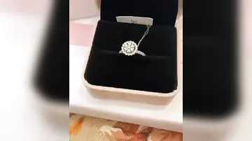 Nadir oğlunu nişanladı