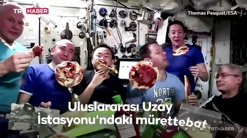 Kosmik stansiyada “Üzən pizza gecəsi” təşkil olundu