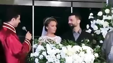 Onlar da evləndi