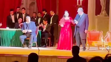 В Баку состоялся показ оперы "Травиата" Джузеппе Верди (1)