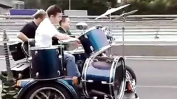 Мотоцикл с коляской - Живая музыка