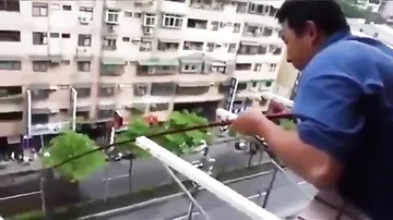 Рыбалка с балкона