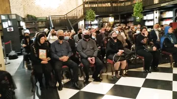 В Баку представлена книга "Голос войны" Нармины Мамедзаде -  необычный и очень трогательный проект о шехидах (ВИДЕО-2)