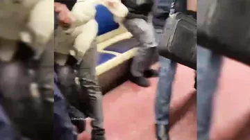 Metroda kütləvi dava