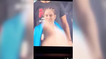 Лучший подарок на день рождения! Iron Girl подняла флаг Азербайджана на профессиональном ринге ММА в Нидерландах
