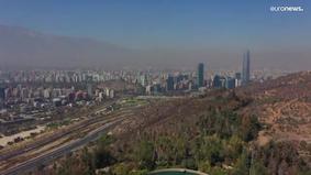 Столица Чили адаптируется к засухе