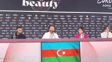 Представитель Азербайджана на "Евровидении-2022" исполнил в Италии мугам для иностранных журналистов