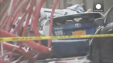 В центре Нью-Йорка рухнул строительный кран