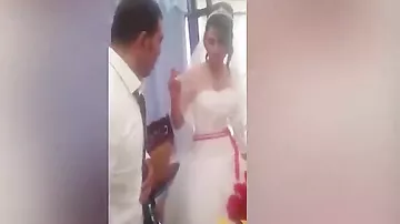 Злой жених ударил невесту в день свадьбы