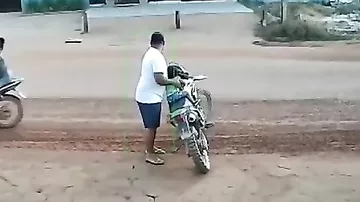 Ata uşağını son anda xilas etdi