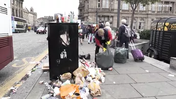 Эдинбург утопает в мусоре
