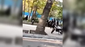 Tehranda polislər 22 yaşlı Məhsa Əminini belə öldürüblər