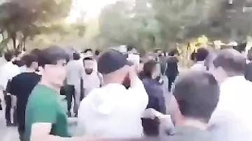 İranın repressiv qüvvələri Təbriz Universitetində tələbələrə atəş açdılar