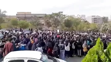 İranda etiraz aksiyaları davam edir-3