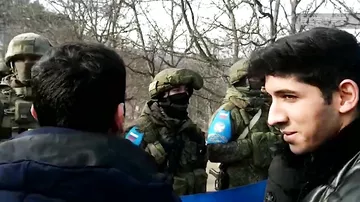 Şuşa-Xankəndi yolunda aksiya iştirakçılarından Yallı rəqsi