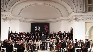 В Филармонии в Баку почтена память жертв трагедии 20 Января (1)