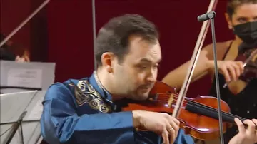 5 milyonluq skripka ilə konsert verən musiqiçi vətənə avtobusla qayıtdı