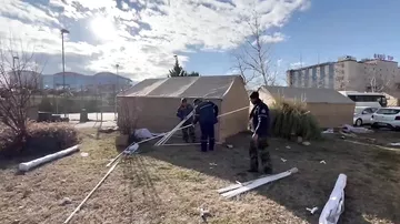 FHN tərəfindən Kahramanmaraşda növbəti çadır şəhərciyi qurulub