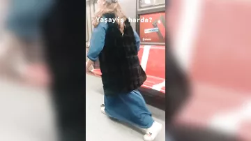 Bakı metrosunda qadınlar arasında dava.