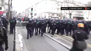 Parisdə etirazçılarla polis arasında növbəti QARŞIDURMA