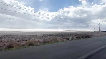 Urmu gölündə duz fırtınası