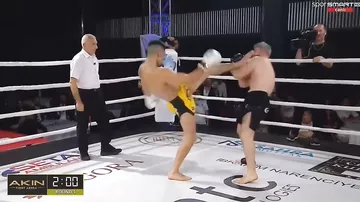 "Kobra" ləqəbli Pərviz Abdullayev "Akın döyüş arenası" turnirində ABŞ təmsilçisi Omar Morenonu məğlub edib