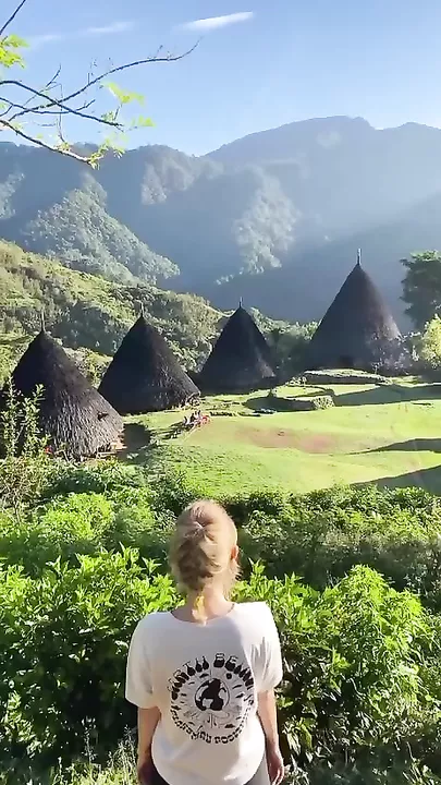 Деревня на острове Флорес, Индонезия