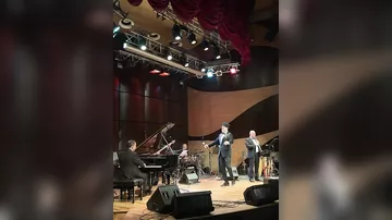 В вечернем Баку с Джалалом Аббасовым и Низами Алиевым – потрясающий микс джаза, шансона, эстрады…