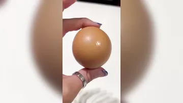 Unikal toyuq yumurtası