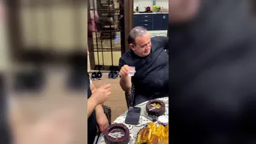 Tacirin meymuna qarşı etdiyi bu hərəkət aranı qarışdırdı