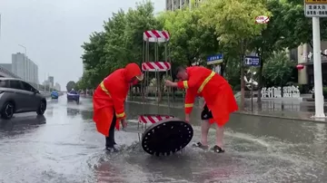 Pekin misli görünməmiş daşqınlarla üzləşib