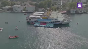 Тысячи пловцов пересекли пролив Босфор